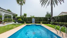 Se vende villa de 4 dormitorios en San Pedro de Alcantara