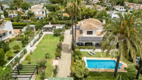 Se vende villa de 4 dormitorios en San Pedro de Alcantara