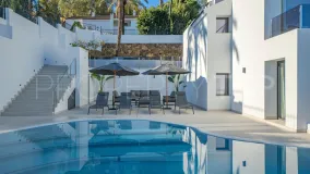 Villa de 4 dormitorios en venta en Las Brisas