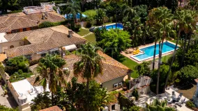 For sale 5 bedrooms villa in Cortijo Blanco