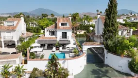 Se vende villa en Parcelas del Golf