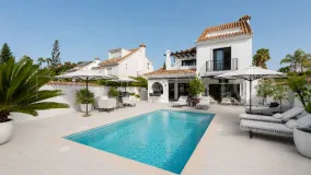 Se vende villa en Parcelas del Golf