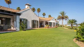 Villa en venta en Zona F con 3 dormitorios