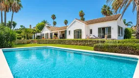 Villa en venta en Zona F con 3 dormitorios