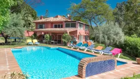 Elviria 6 bedrooms villa for sale