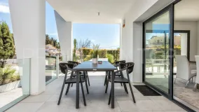 Se vende villa en Calahonda Playa