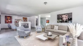 Se vende villa en Calahonda Playa