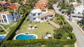 Villa en venta de 3 dormitorios en Monte Biarritz