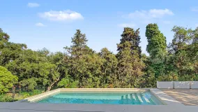 Zona B, villa de 5 dormitorios a la venta