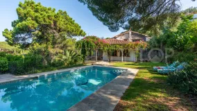 Se vende villa en Elviria de 3 dormitorios