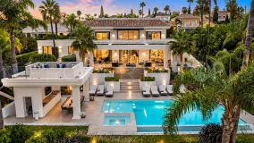 Villa de 7 dormitorios en venta en El Paraiso