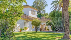 Villa de 8 dormitorios en venta en Cerros del Aguila