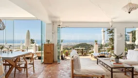 Buy villa in Mijas Pueblo with 6 bedrooms