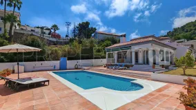 Villa en venta en Benalmadena con 3 dormitorios