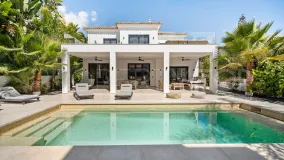 Villa in Marbesa for sale