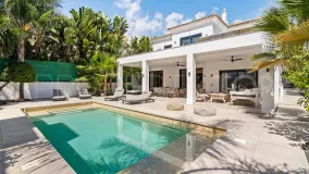 Villa in Marbesa for sale