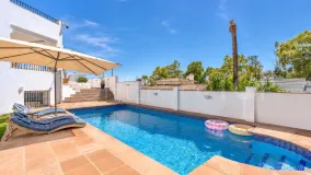 Nueva Andalucia, villa con 4 dormitorios en venta