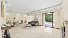 Comprar villa en Hacienda las Chapas