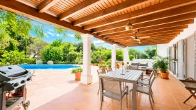 6 bedrooms villa for sale in Zona D