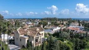 Villa con 5 dormitorios en venta en Linda Vista Alta