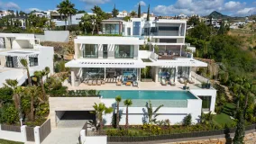 Buy 6 bedrooms villa in Los Flamingos