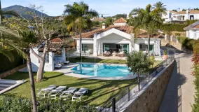 4 bedrooms villa in Haza del Conde for sale