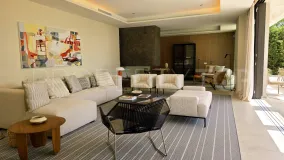 Villa a la venta en Los Monteros