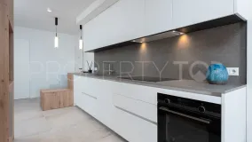 Calahonda Playa, atico duplex con 2 dormitorios a la venta