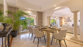 Buy villa in Los Flamingos with 6 bedrooms