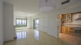 For sale apartment in Alcaidesa Costa with 3 bedrooms