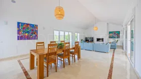 Villa with 5 bedrooms for sale in Zona L