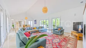 Villa with 5 bedrooms for sale in Zona L