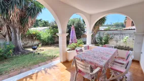 Se vende villa en Arroyo Vaquero