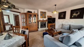 Se vende adosado en Estepona Ciudad de 6 dormitorios