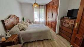 Estepona Puerto apartment for sale