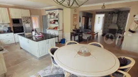 Se vende villa en Valle Romano