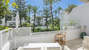 For sale 3 bedrooms apartment in Alhambra del Mar