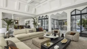 For sale villa in Aloha
