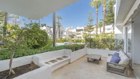 Se vende apartamento planta baja en Alhambra del Mar de 1 dormitorio