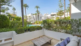 Se vende apartamento planta baja en Alhambra del Mar de 1 dormitorio