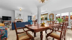 For sale San Pedro de Alcantara villa with 4 bedrooms