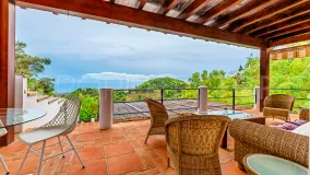 Comprar villa con 9 dormitorios en Mijas Costa
