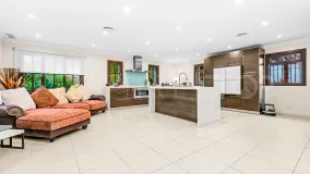 Comprar villa con 9 dormitorios en Mijas Costa