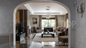 Villa en venta en Benahavis