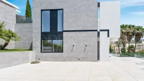 Villa de 5 dormitorios a la venta en Benahavis
