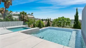 Villa de 5 dormitorios a la venta en Benahavis