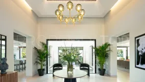 Villa en venta de 5 dormitorios en Benahavis