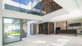 Villa for sale in Marbella Golden Mile