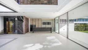 Villa for sale in Marbella Golden Mile