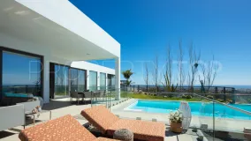 Comprar villa de 7 dormitorios en Benahavis